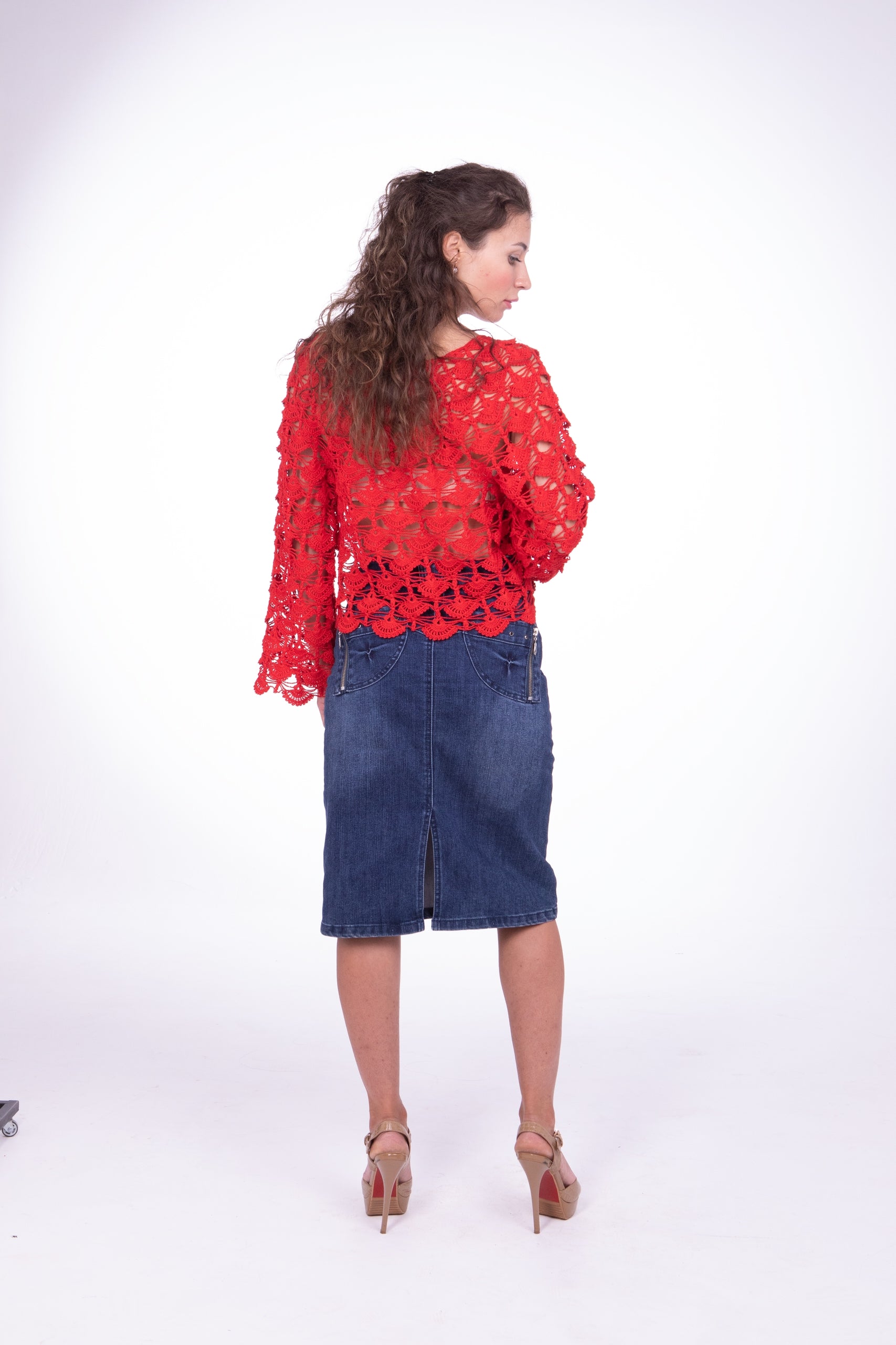 Crochet openwork jumper made from 100% linen